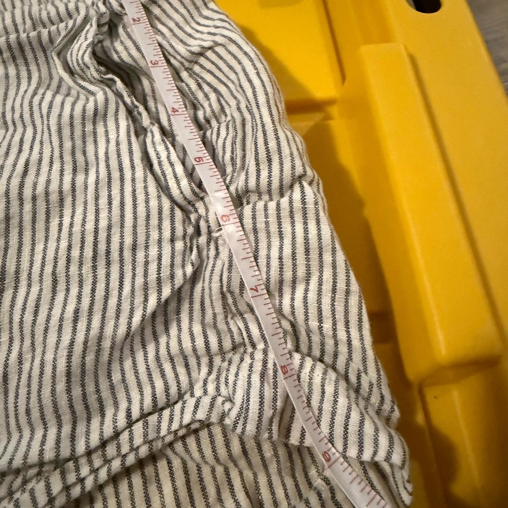Left On Friday Getaway Shorts - Picture 8 of 9